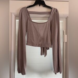 Le Lis Taupe Crop Top